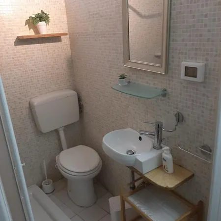 Holiday home Casa L' Antica Via *